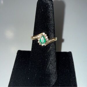 Emerald and diamond ring